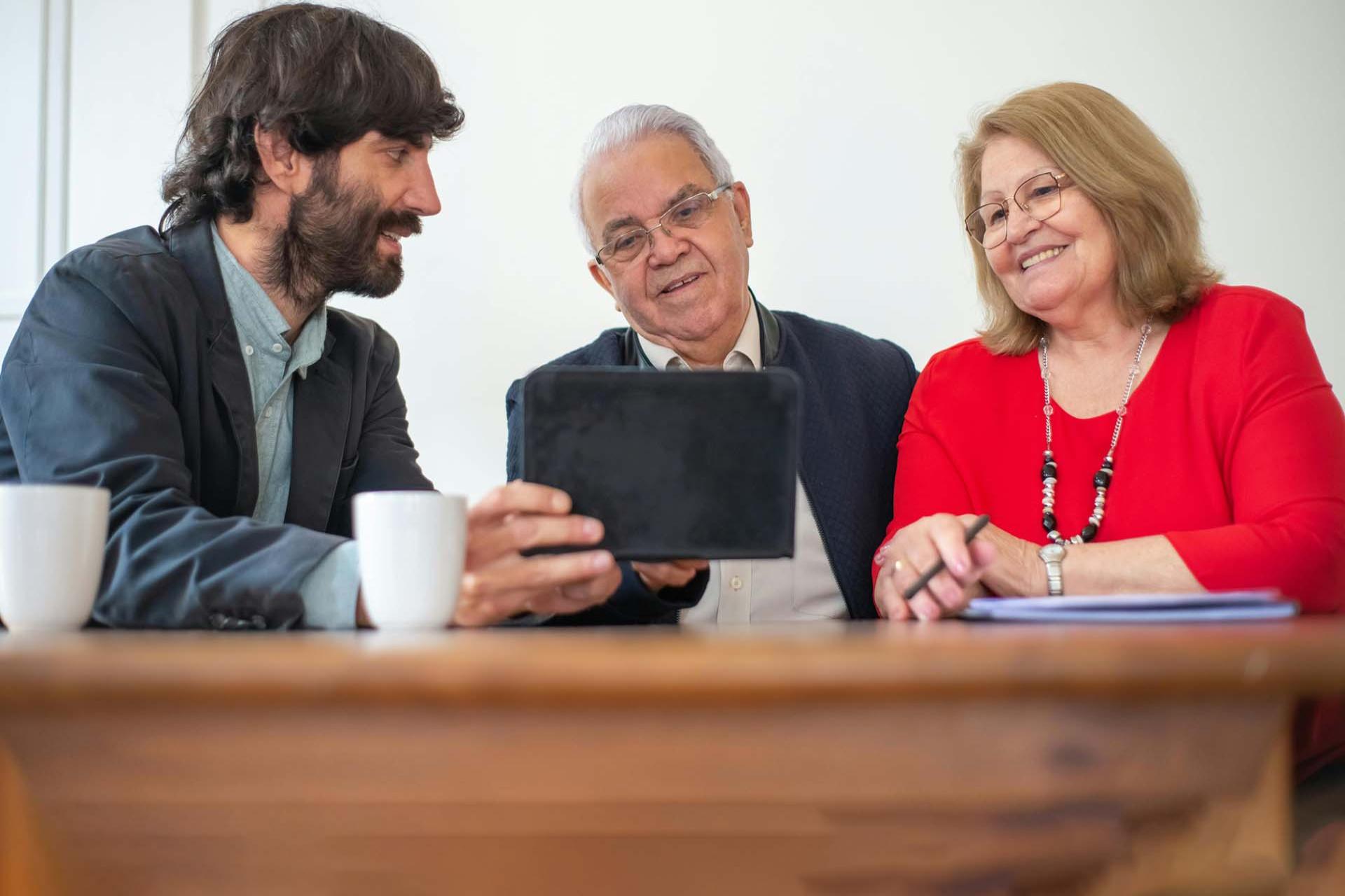 Clear financial advice </br>for the decisions that matter